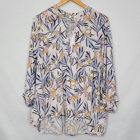 FINN & Grace Floral print Oversized Bubble Sleeve - Picture 2 of 14